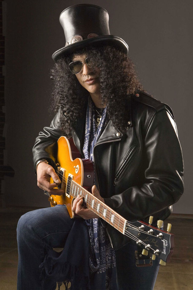 The man himself with the Custom Shop VOS replica